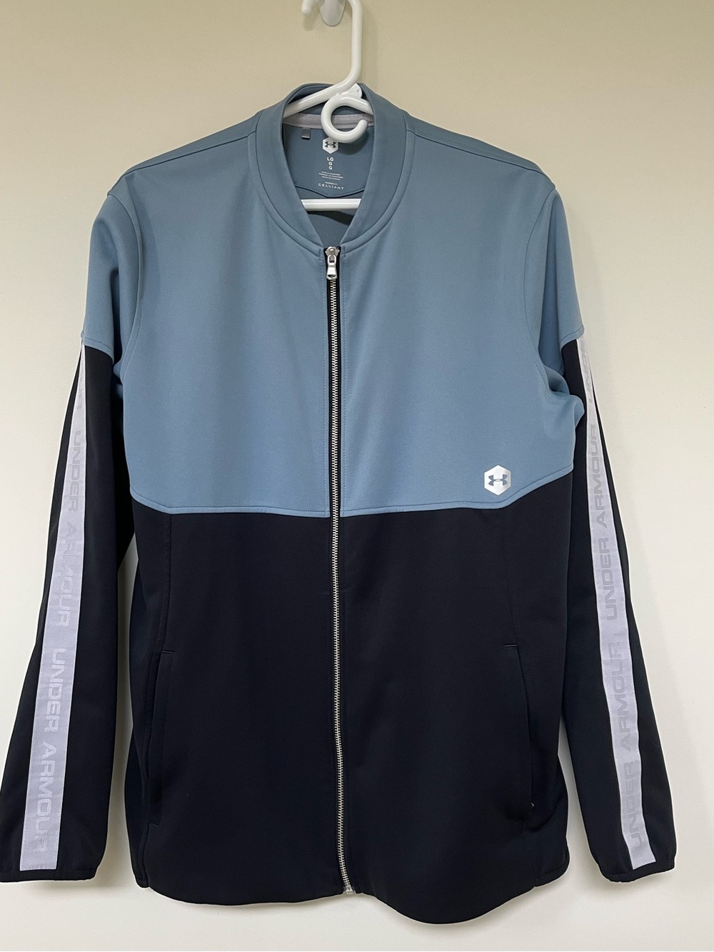 Under Armour ~ Men’s Athletic Recovery Jacket ~ Long Sleeve ~ Pockets ~ Large